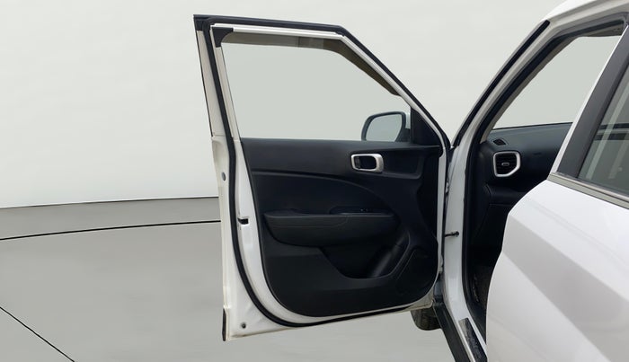 2021 Hyundai VENUE S+ 1.2, Petrol, Manual, 52,992 km, LHS Front Door