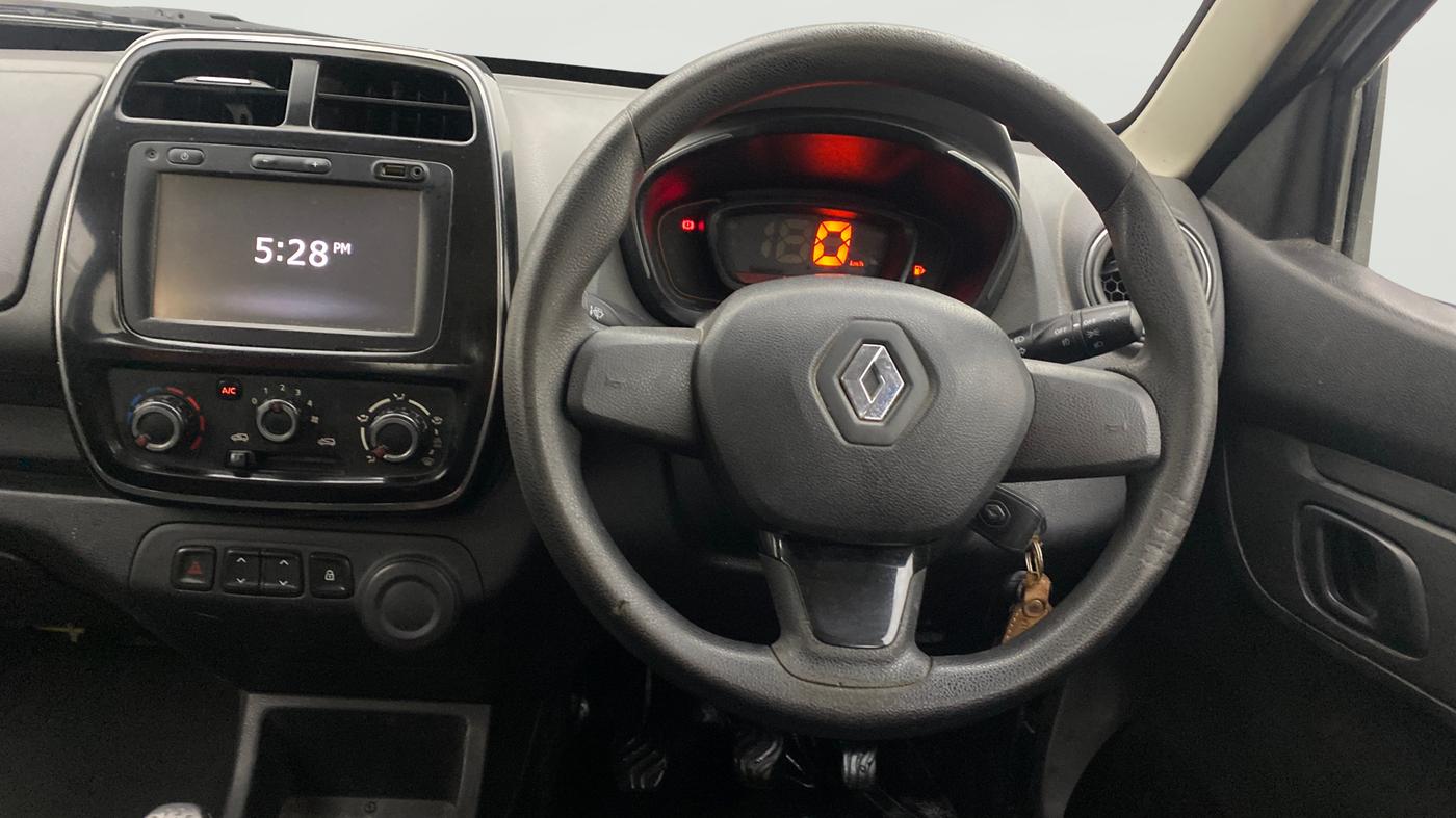 2017 Renault Kwid RXT 0.8, Petrol, Manual, 1,13,911 km, Steering Wheel Close Up