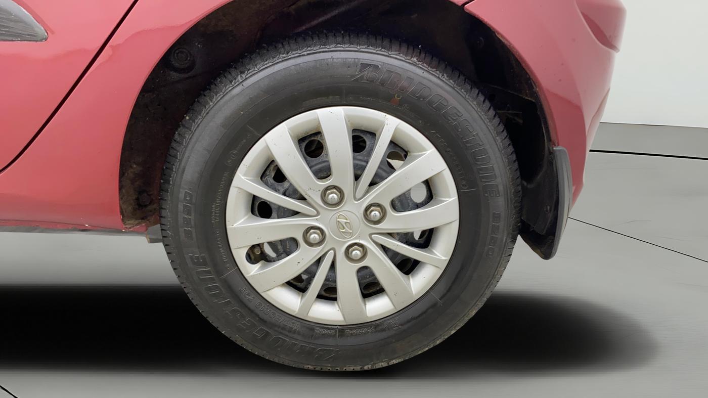2014 Hyundai i10 SPORTZ 1.1, Petrol, Manual, 19,140 km, Left Rear Wheel
