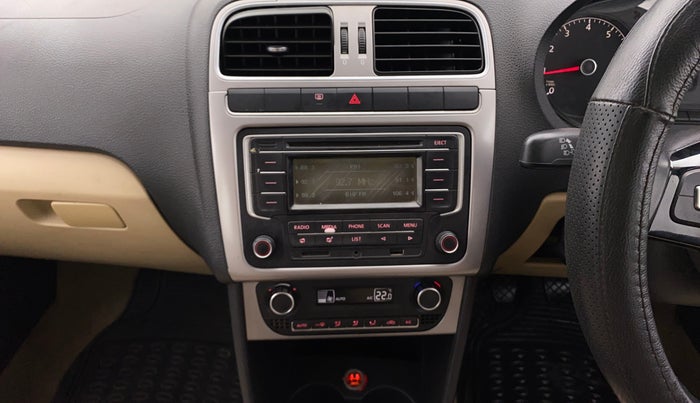 2014 Volkswagen Polo HIGHLINE1.2L, Petrol, Manual, 63,715 km, Air Conditioner