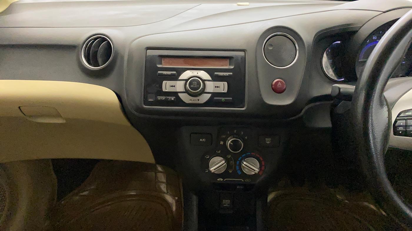 2015 Honda Brio S MT, Petrol, Manual, 39,212 km, Air Conditioner