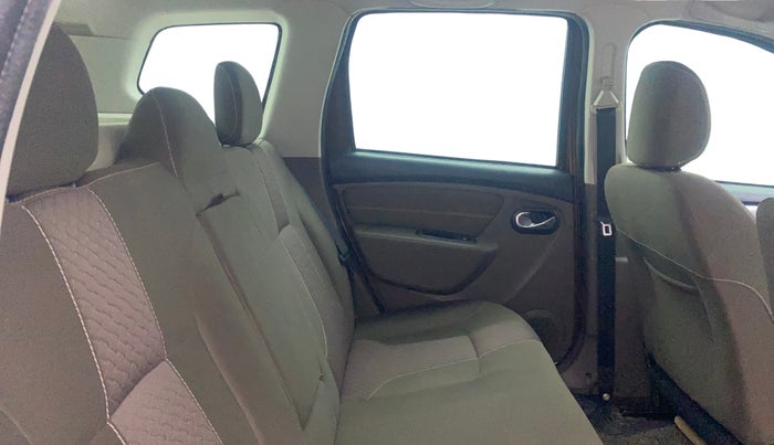 2018 Renault Duster 110 PS RXZ DIESEL, Diesel, Manual, 54,100 km, Right Side Rear Door Cabin