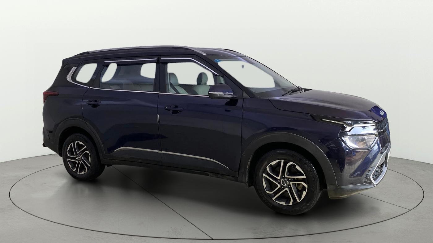 2023 KIA CARENS PRESTIGE PLUS 1.4 PETROL 7 STR, Petrol, Manual, 40,101 km, Right Front Diagonal