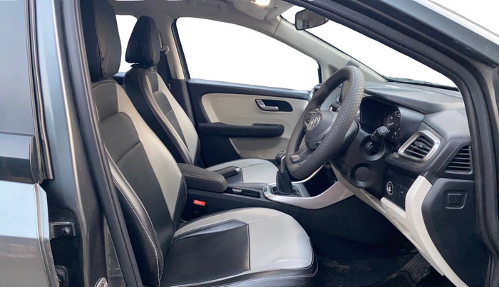 2021 Tata ALTROZ XZ PETROL, Petrol, Manual, 86,060 km, Right Side Front Door Cabin