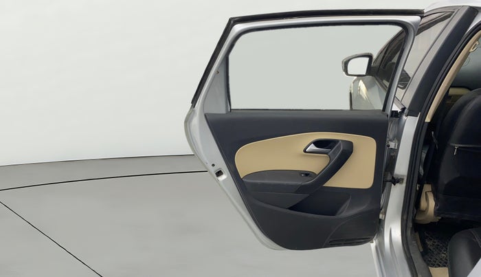 2015 Volkswagen Polo HIGHLINE1.2L, Petrol, Manual, 1,05,657 km, LHS Rear Door