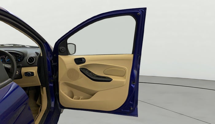 2017 Ford Figo Aspire TITANIUM 1.2 PETROL, Petrol, Manual, 57,602 km, RHS Front Door