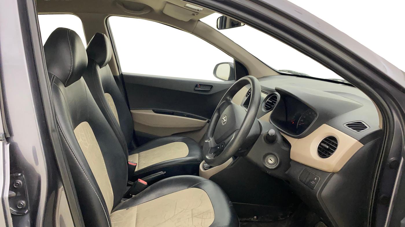 2018 Hyundai Grand i10 MAGNA AT 1.2 KAPPA VTVT, Petrol, Automatic, 33,716 km, Right Side Front Door Cabin
