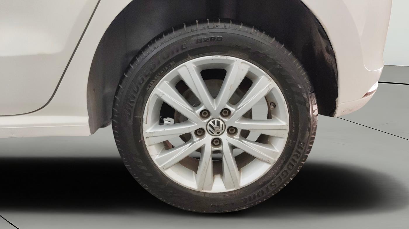 2015 Volkswagen Polo GT TSI AT, Petrol, Automatic, 1,23,444 km, Left Rear Wheel