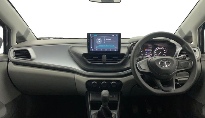 2020 Tata ALTROZ XE PETROL, Petrol, Manual, 31,561 km, Dashboard