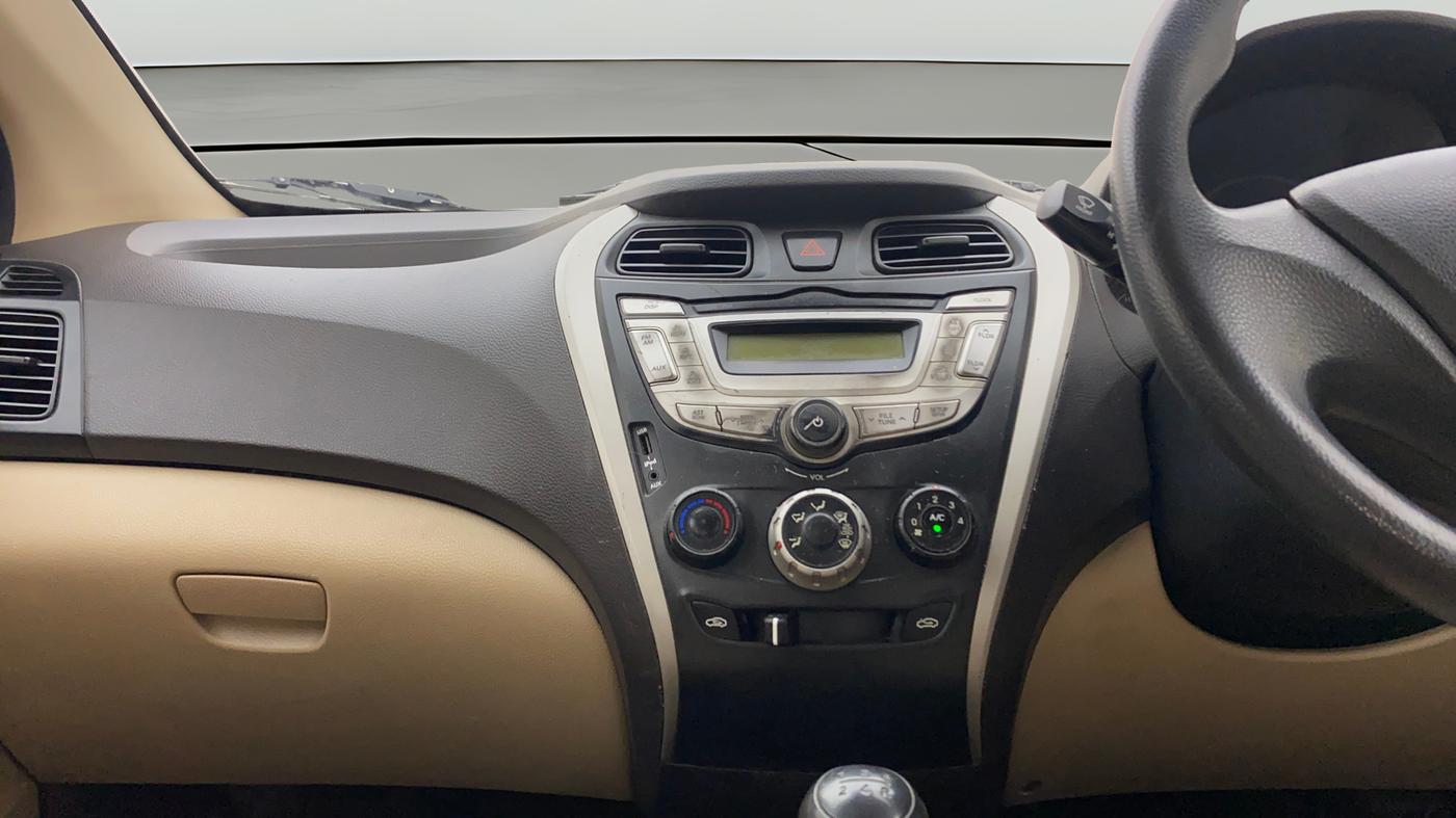 2018 Hyundai Eon ERA +, Petrol, Manual, 1,05,940 km, Air Conditioner