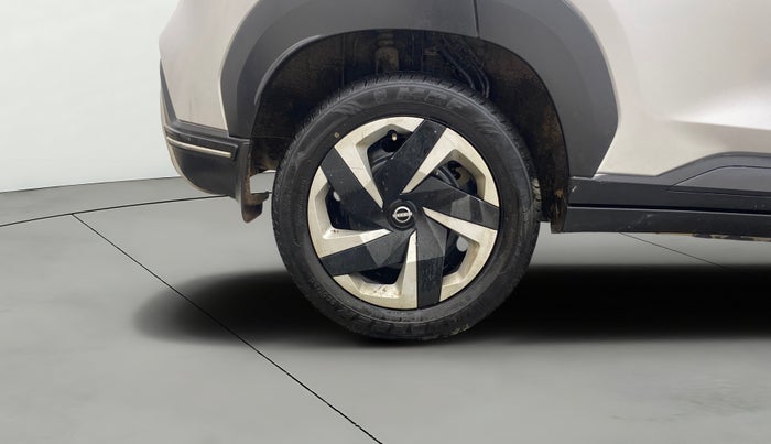 2021 Nissan MAGNITE XL, Petrol, Manual, 94,492 km, Right Rear Wheel