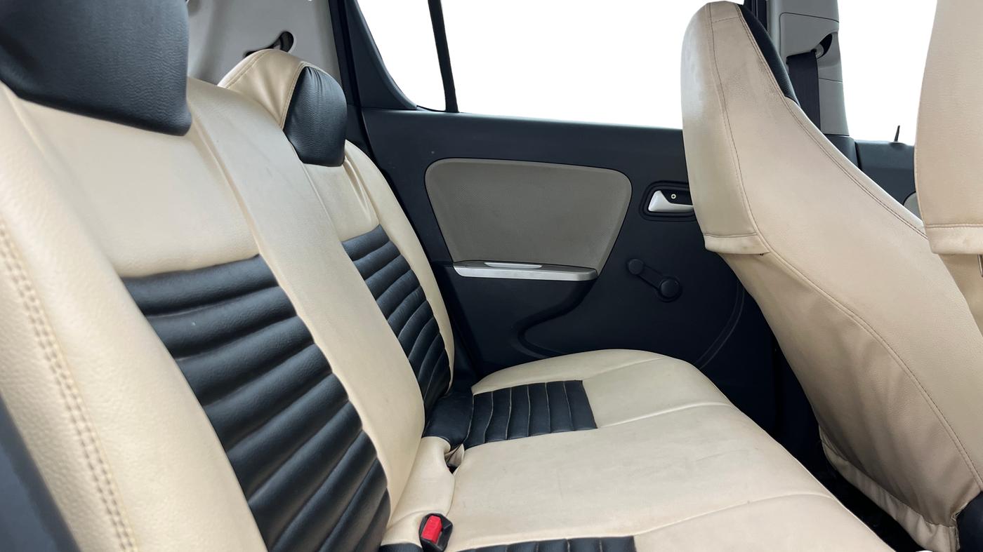 2015 Maruti Alto K10 VXI, Petrol, Manual, 57,802 km, Right Side Rear Door Cabin