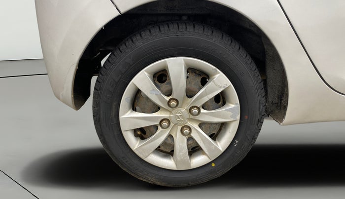 2013 Hyundai Eon MAGNA +, Petrol, Manual, 48,123 km, Right Rear Wheel