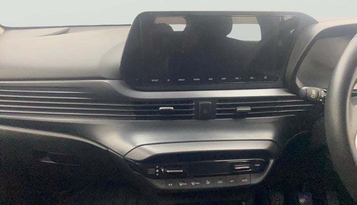 2022 Hyundai NEW I20 ASTA (O) 1.2 MT, Petrol, Manual, 1,00,478 km, Air Conditioner