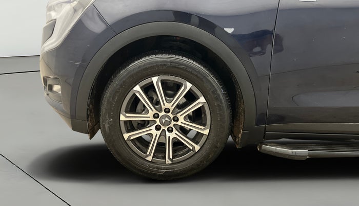 2022 Mahindra XUV700 AX 7 LUXURY P AT 7 STR, Petrol, Automatic, 20,821 km, Left Front Wheel