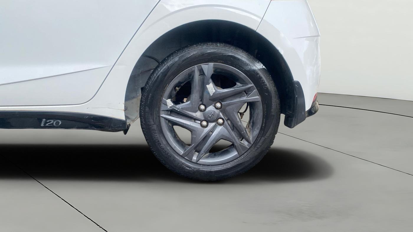 2021 Hyundai NEW I20 SPORTZ 1.2 MT, Petrol, Manual, 23,749 km, Left Rear Wheel