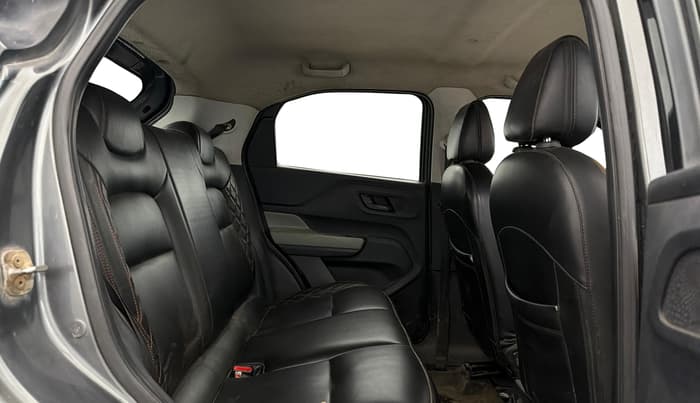 2022 Tata PUNCH ADVENTURE MT, Petrol, Manual, 86,142 km, Right Side Rear Door Cabin