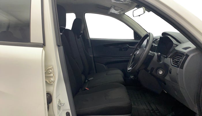 2018 Mahindra KUV 100 NXT K4+ P 6 STR, Petrol, Manual, 22,715 km, Right Side Front Door Cabin