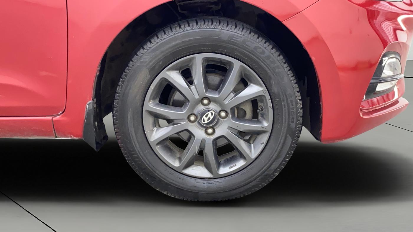 2020 Hyundai Elite i20 SPORTZ PLUS 1.2, Petrol, Manual, 68,329 km, Right Front Wheel