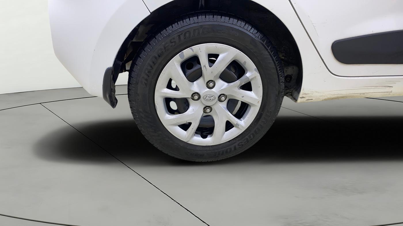 2017 Hyundai Grand i10 MAGNA 1.2 KAPPA VTVT, Petrol, Manual, 49,820 km, Right Rear Wheel