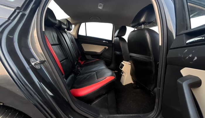 2023 Skoda SLAVIA Ambition 1.5L TSI, Petrol, Manual, 25,954 km, Right Side Rear Door Cabin