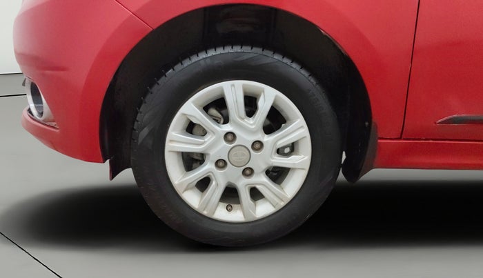 2018 Tata Tiago XZ PETROL, Petrol, Manual, 44,523 km, Left Front Wheel
