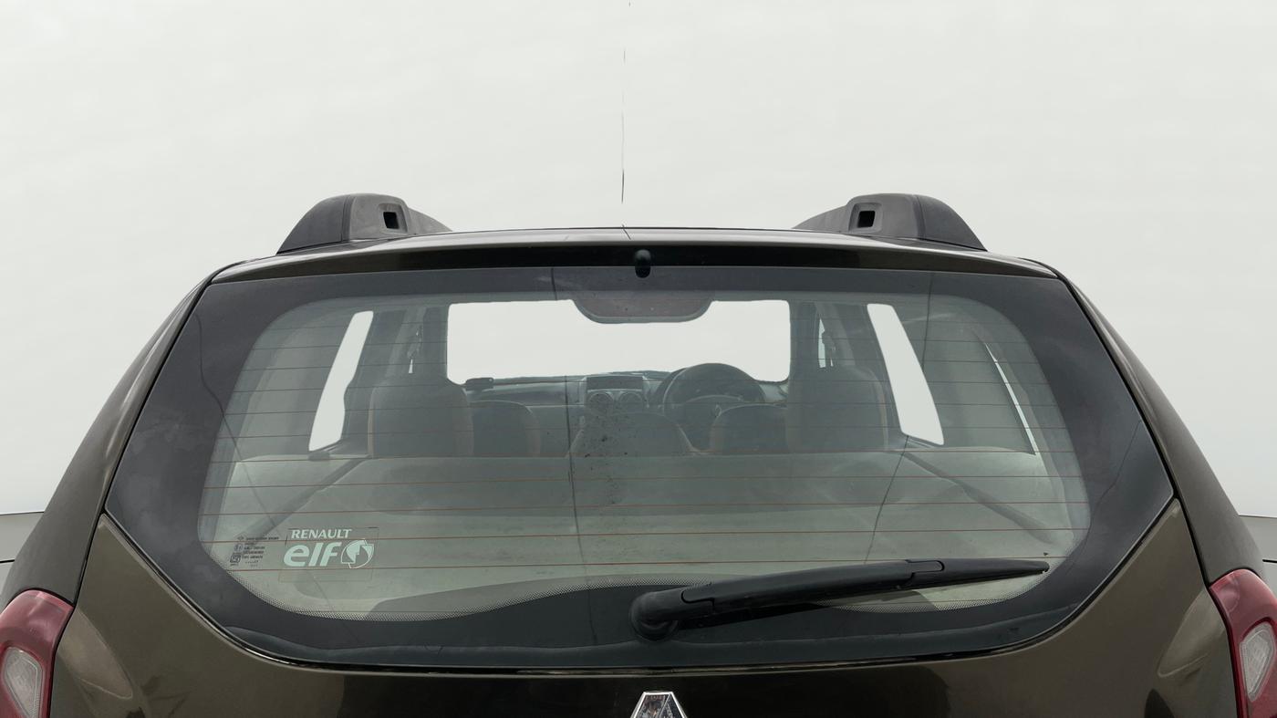 2017 Renault Duster RXL PETROL, Petrol, Manual, 67,583 km, Rear Windshield