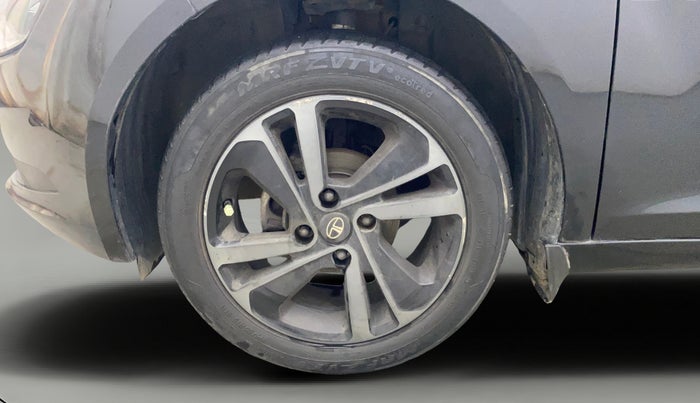 2022 Tata ALTROZ XZ PLUS PETROL DARK EDITION, Petrol, Manual, 63,714 km, Left Front Wheel