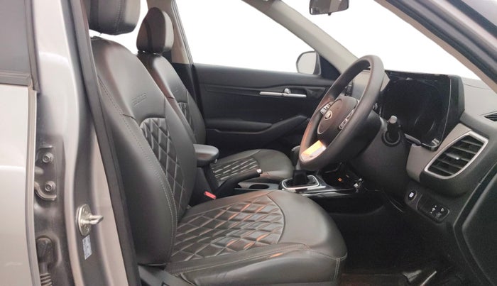 2019 KIA SELTOS HTK PLUS 1.5, Petrol, Manual, 22,632 km, Right Side Front Door Cabin