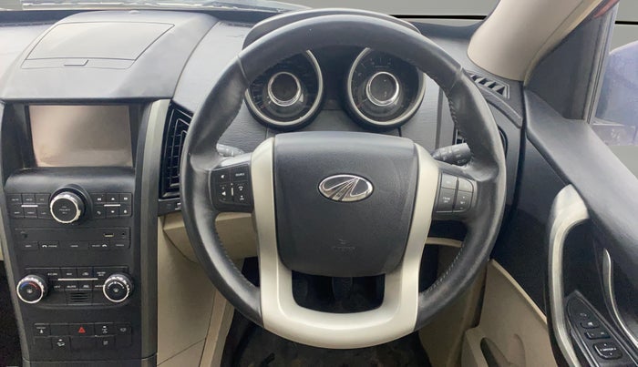 2016 Mahindra XUV500 W8, Diesel, Manual, 1,02,915 km, Steering Wheel Close Up