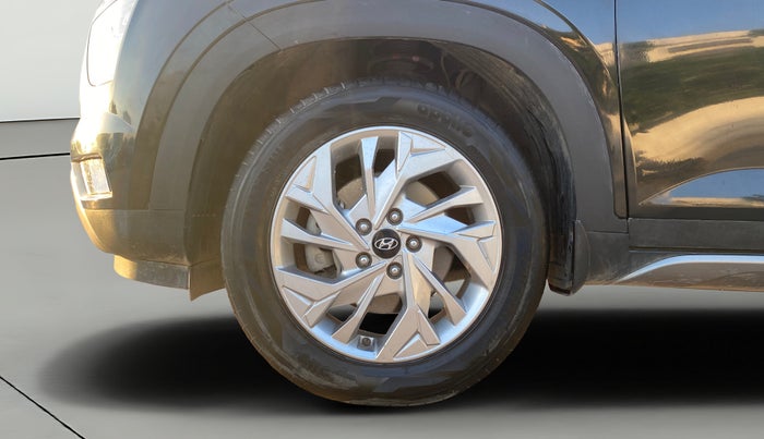 2021 Hyundai Creta SX IVT 1.5 PETROL, Petrol, Automatic, 1,17,569 km, Left Front Wheel