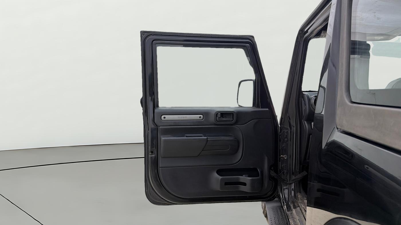 2021 Mahindra Thar LX HT PETROL 4WD MT, Petrol, Manual, 75,156 km, LHS Front Door