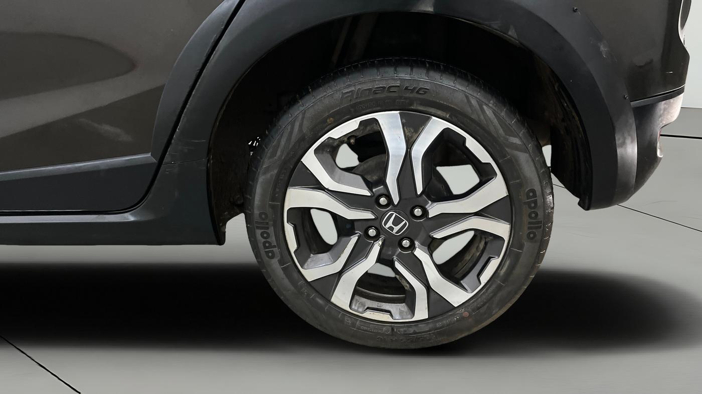 2018 Honda WR-V 1.5L I-DTEC VX MT, Diesel, Manual, 1,34,100 km, Left Rear Wheel