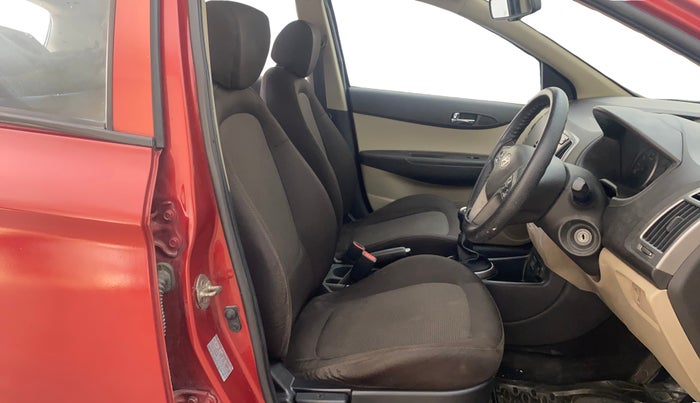 2013 Hyundai i20 SPORTZ 1.2, Petrol, Manual, 87,769 km, Right Side Front Door Cabin