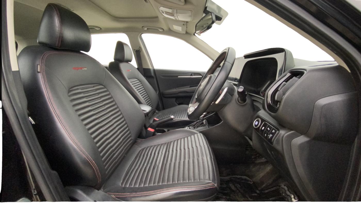 2023 KIA SONET GTX PLUS 1.0 DCT, Petrol, Automatic, 25,495 km, Right Side Front Door Cabin
