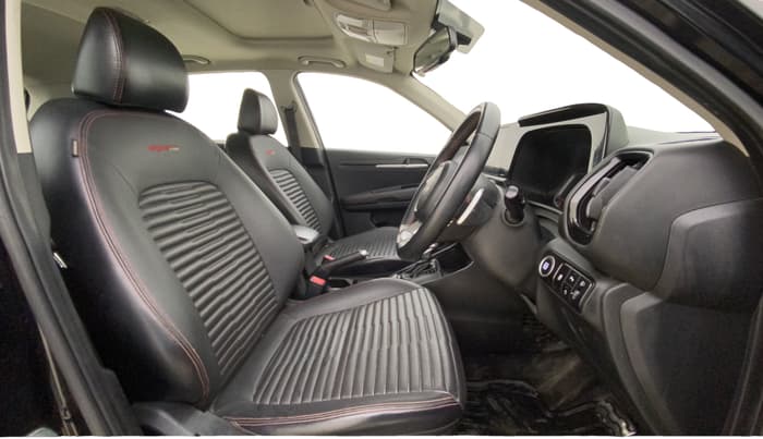 2023 KIA SONET GTX PLUS 1.0 DCT, Petrol, Automatic, 25,495 km, Right Side Front Door Cabin