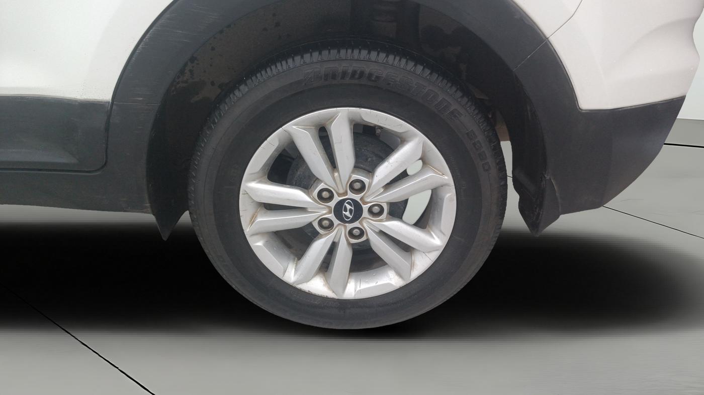 2016 Hyundai Creta SX PLUS 1.6 PETROL, Petrol, Manual, 82,855 km, Left Rear Wheel