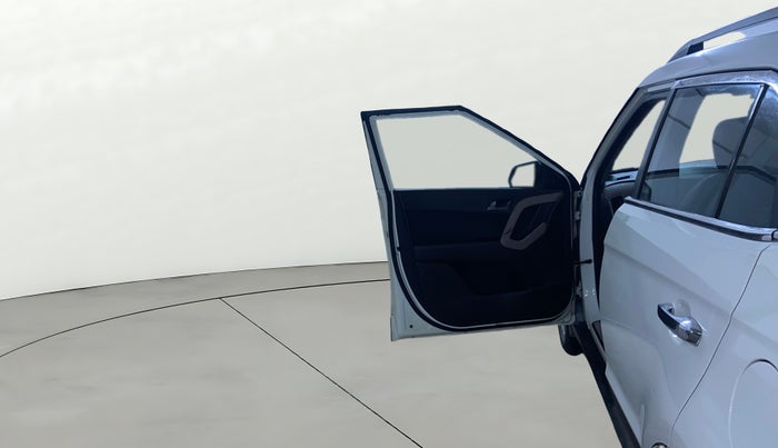 2017 Hyundai Creta SX PLUS 1.6 PETROL, Petrol, Manual, 76,961 km, LHS Front Door