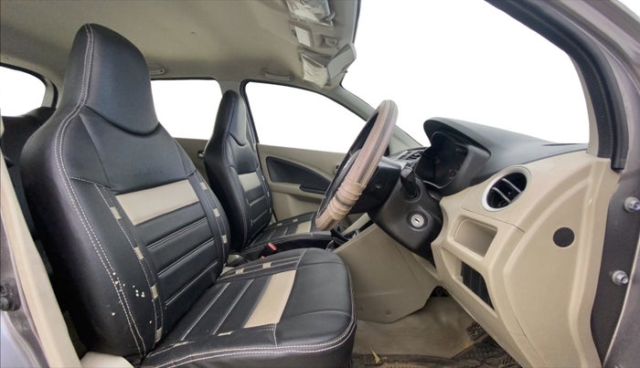 2017 Maruti Celerio VXI, Petrol, Manual, 37,818 km, Right Side Front Door Cabin