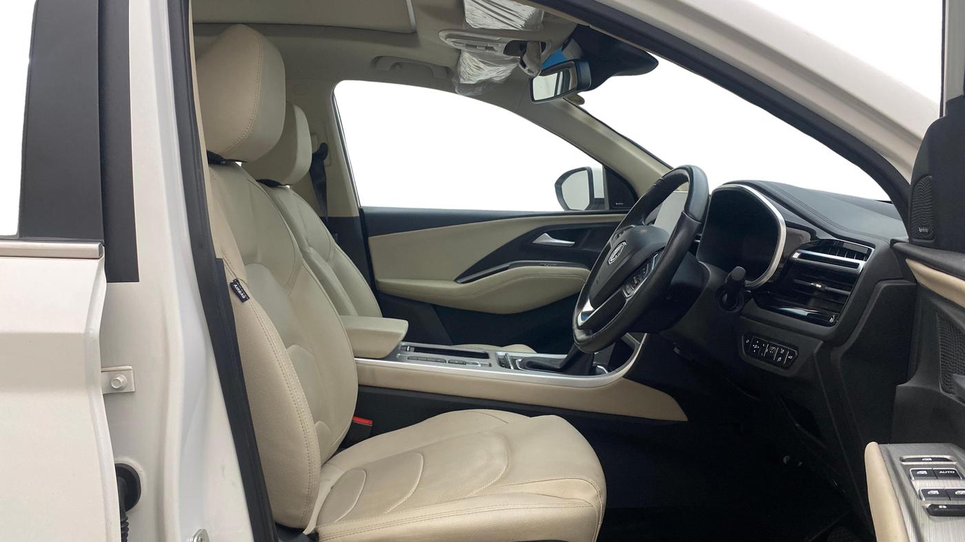 2023 MG HECTOR SAVVY PRO 1.5 TURBO CVT PETROL, Petrol, Automatic, 29,442 km, Right Side Front Door Cabin