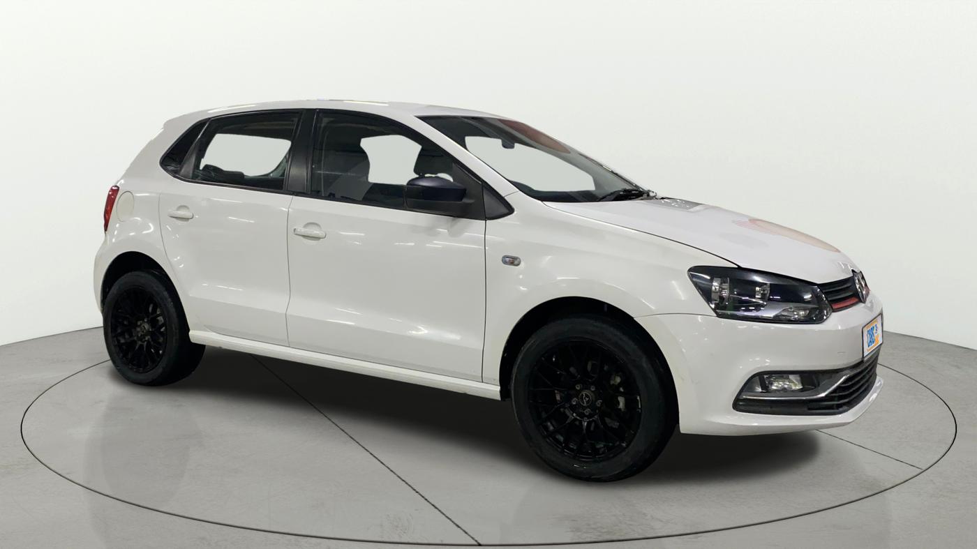 2015 Volkswagen Polo HIGHLINE1.2L, Petrol, Manual, 94,289 km, Right Front Diagonal
