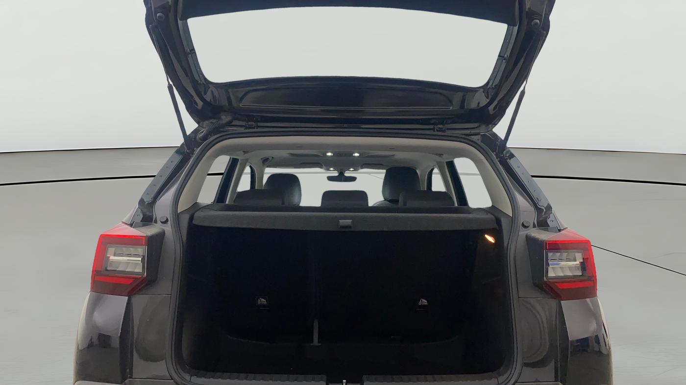 2025 Skoda Kylaq Prestige AT, Petrol, Automatic, 16,020 km, Boot Open Zoomed View