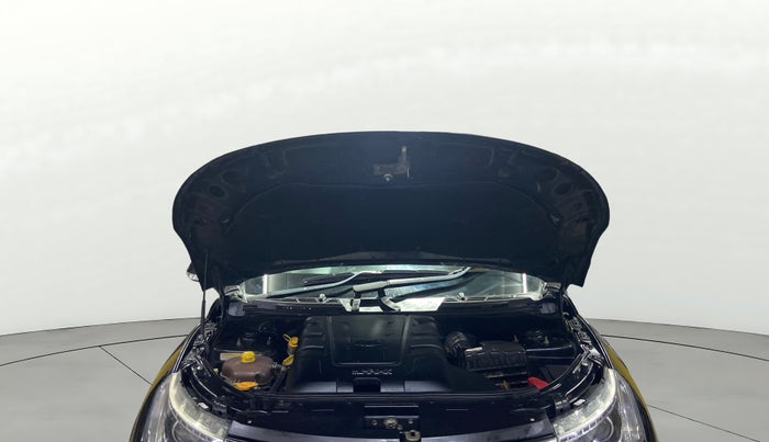 2019 Mahindra XUV500 W7, Diesel, Manual, 1,03,090 km, Open Bonet