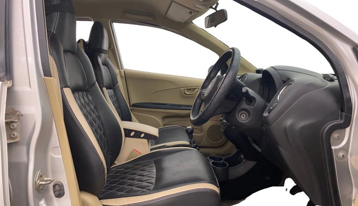 2015 Honda Amaze 1.2L I-VTEC S, Petrol, Manual, 1,07,704 km, Right Side Front Door Cabin