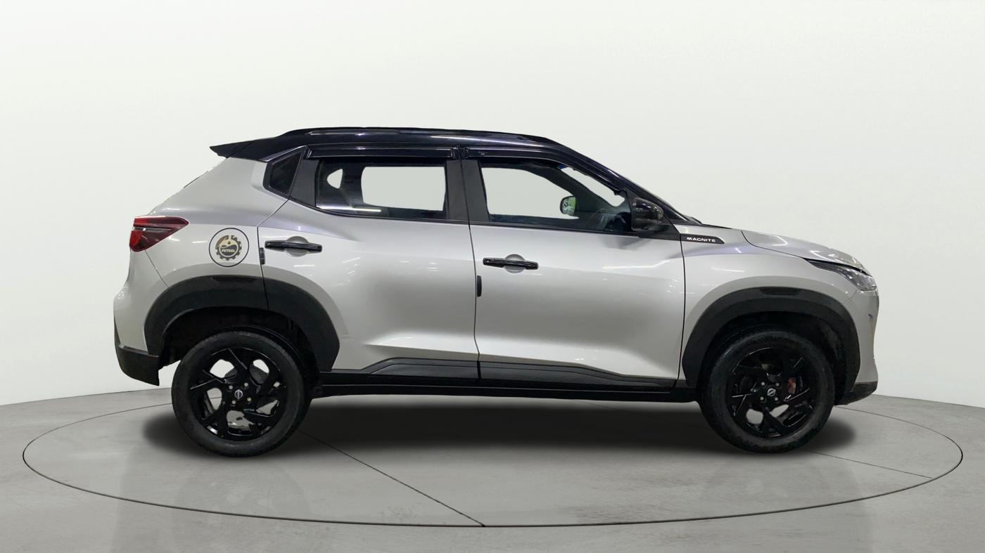 2023 Nissan MAGNITE XV CVT TURBO KURO EDITION , Petrol, Automatic, 19,904 km, Right Side View