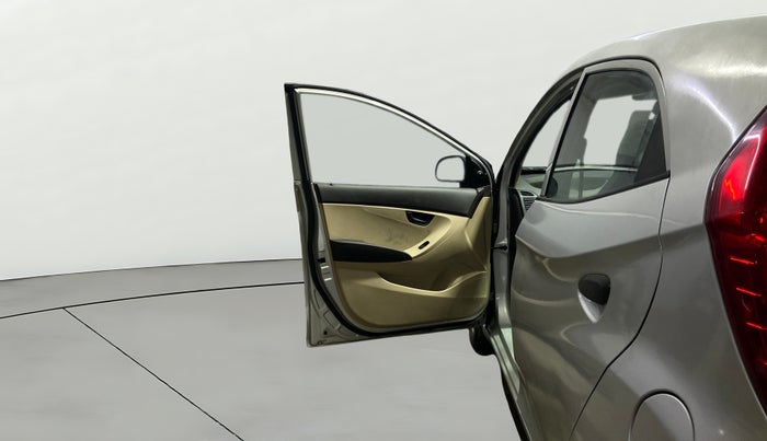 2015 Hyundai Eon MAGNA +, Petrol, Manual, 37,276 km, LHS Front Door