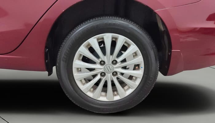 2016 Maruti Ciaz ZDI SHVS, Diesel, Manual, 97,574 km, Left Rear Wheel