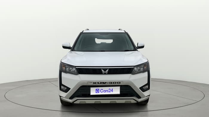 2024 Mahindra XUV300 1.2 W2 MT, Petrol, Manual, 53,262 km, Front