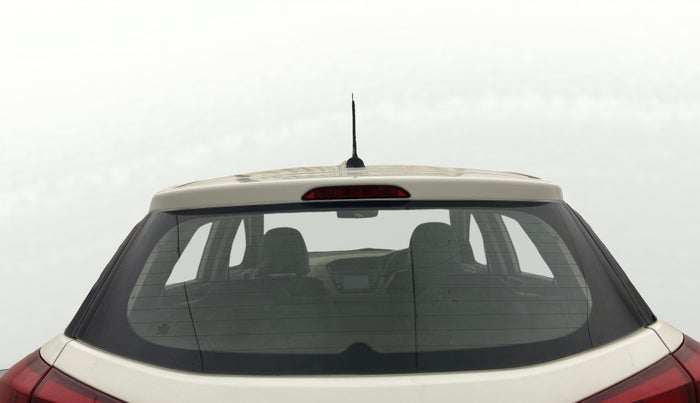 2017 Hyundai Elite i20 ASTA 1.2, Petrol, Manual, 47,559 km, Rear Windshield