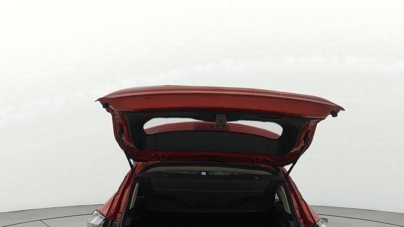 2020 Tata Harrier XZA 2.0L, Diesel, Automatic, 52,353 km, Boot Door Open